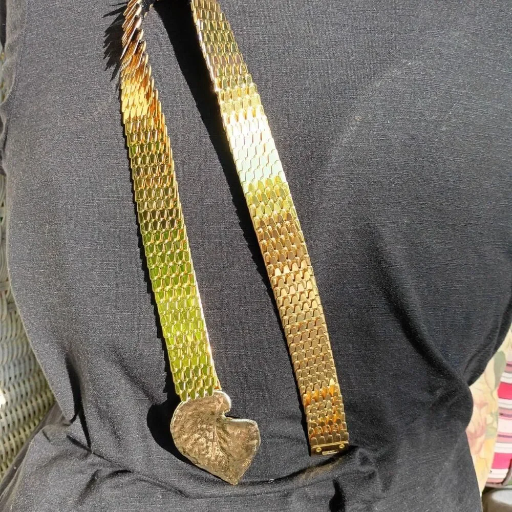 Vintage Stretch Metal Snake Scale Belt with Leaf Buckle